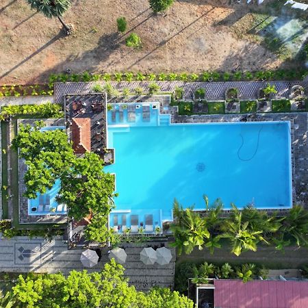 Lucky Beach Resort Тринкомале Екстериор снимка