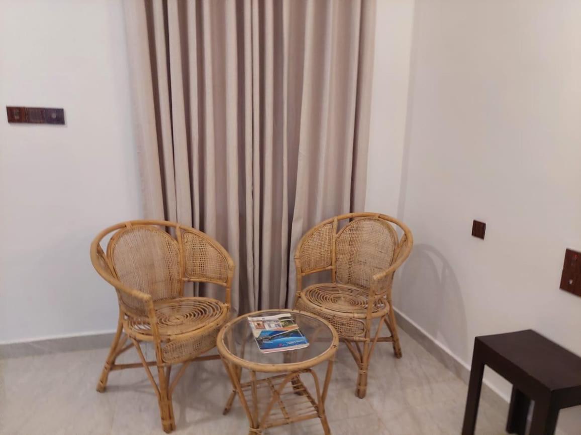 Lucky Beach Resort Тринкомале Екстериор снимка