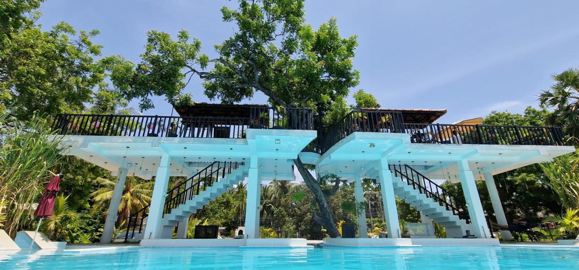 Lucky Beach Resort Тринкомале Екстериор снимка