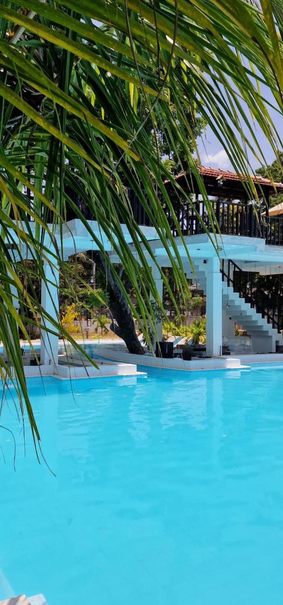 Lucky Beach Resort Тринкомале Екстериор снимка